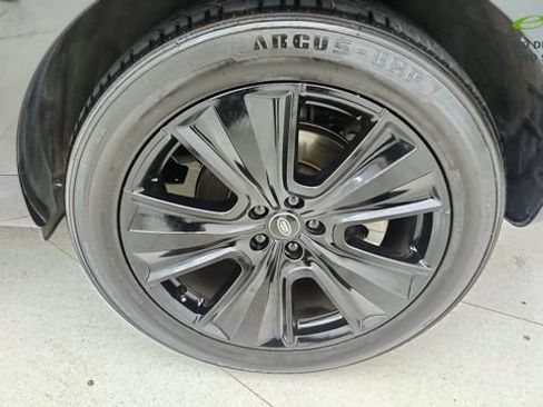 Used 2024 Land Rover Range Rover SE AWD/4WD image 58