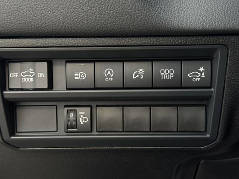 New 2026 Toyota Tundra Limited AWD/4WD image 22