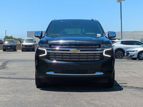 Used 2024 Chevrolet Tahoe Premier AWD/4WD image 3