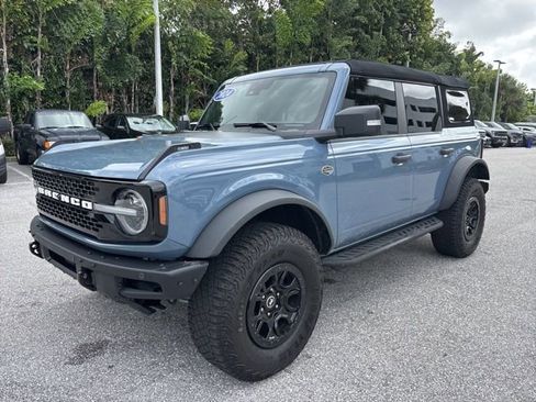 Used 2024 Ford Bronco Wildtrak image 5