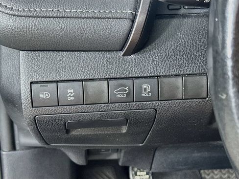 Used 2023 Toyota Camry SE FWD image 21