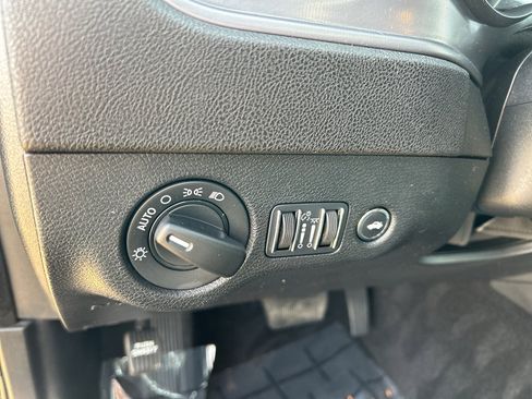 Used 2023 Dodge Charger SXT image 20