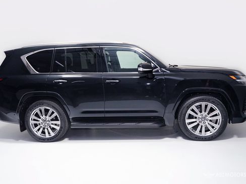 Used 2026 Lexus LX 700h Ultra Luxury w/ Accessory Package (Z1) AWD/4WD image 3