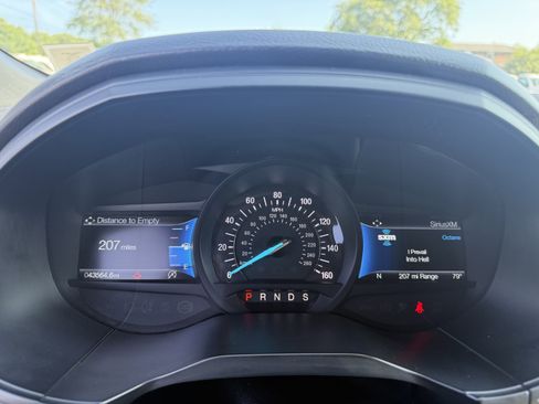 Certified 2022 Ford Edge ST-Line image 13