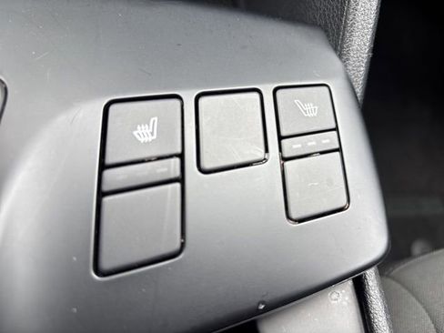 Used 2025 Kia Sportage LX AWD/4WD image 28