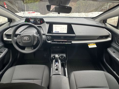 New 2026 Toyota Prius LE image 14