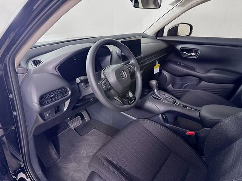 New 2026 Honda HR-V LX image 9