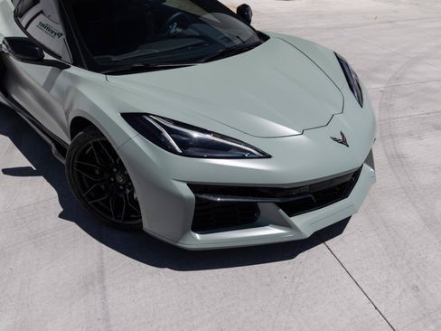 Used 2024 Chevrolet Corvette Z06 w/ Stealth Interior Trim Package RWD image 3