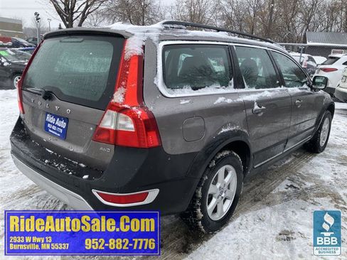 Used 2011 Volvo XC70 3.2 image 5