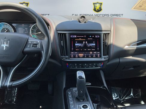 Used 2024 Maserati Levante GT Ultima AWD/4WD image 13