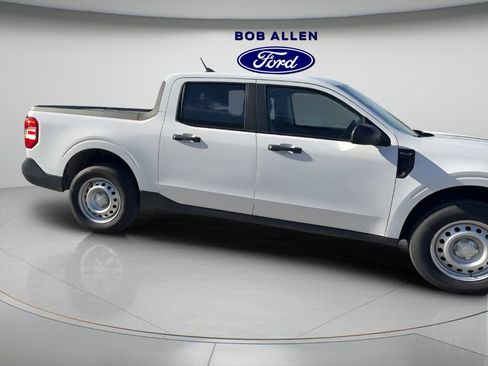 Used 2023 Ford Maverick XLT image 6