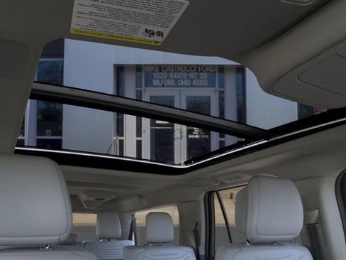 New 2026 Ford Expedition Max Platinum image 22