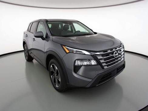 Used 2025 Nissan Rogue SV image 1