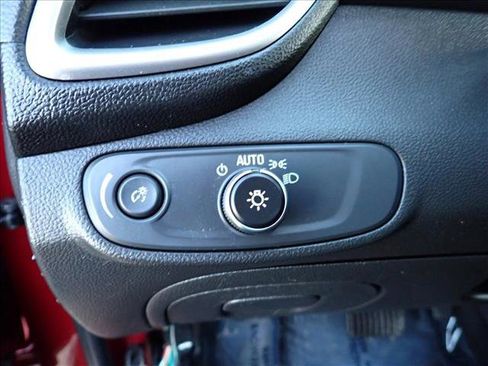 Used 2021 Chevrolet Trax LS w/ Tint and Cruise Package image 11