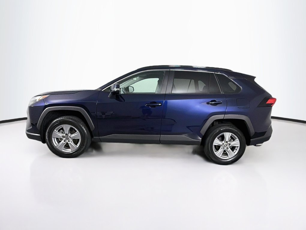 Used 2025 Toyota RAV4 XLE FWD image 6