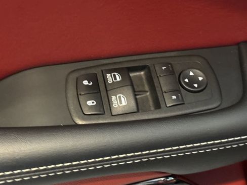 Used 2023 Dodge Challenger SRT Hellcat image 11