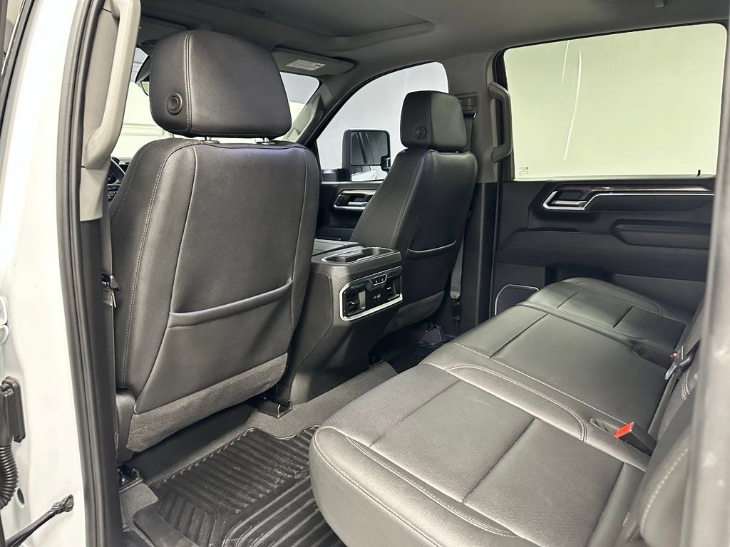 Used 2026 Chevrolet Silverado 2500 LTZ w/ LTZ Premium Package AWD/4WD image 41