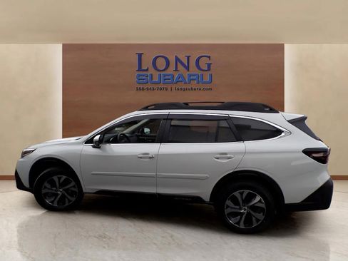 Used 2022 Subaru Outback Limited image 8