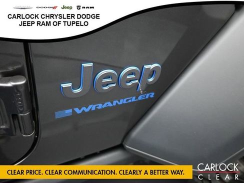 Used 2025 Jeep Wrangler Sport image 45
