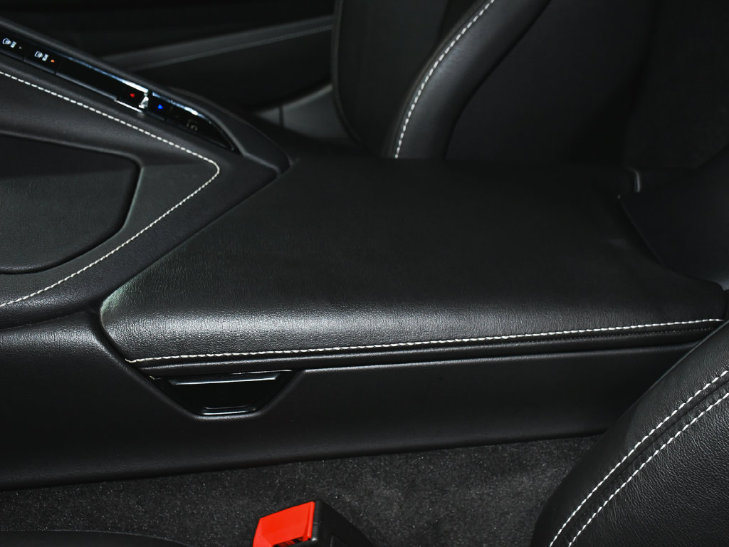 Used 2025 Chevrolet Corvette E-Ray AWD/4WD image 41