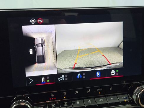 New 2026 GMC Canyon Elevation w/ Convenience Package image 32