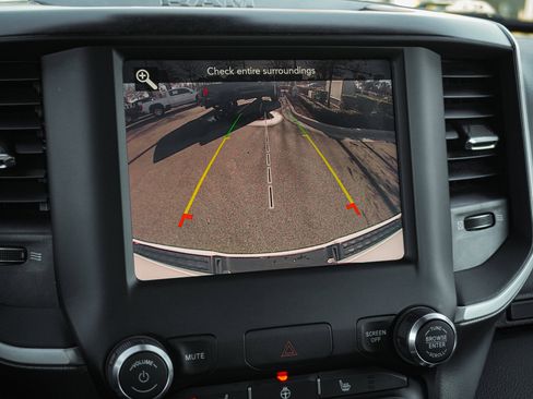 Used 2020 RAM 1500 Big Horn image 24