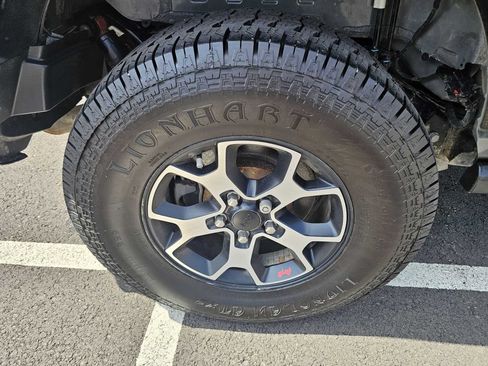 Used 2021 Jeep Wrangler Unlimited Rubicon w/ Uconnect 4C Nav & Sound Group AWD/4WD image 19