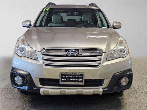 Used 2014 Subaru Outback 2.5i Limited AWD/4WD image 8