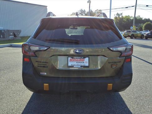 Used 2024 Subaru Outback Wilderness w/ Wilderness Package AWD/4WD image 11