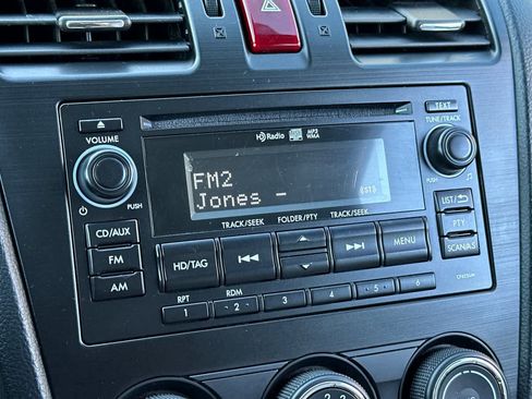 Used 2015 Subaru Forester 2.5i Premium w/ All-Weather Package image 17