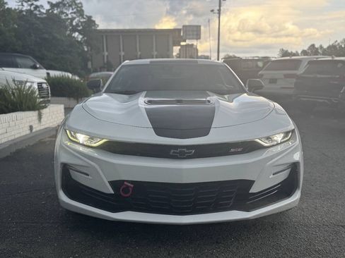 Used 2022 Chevrolet Camaro SS RWD image 3