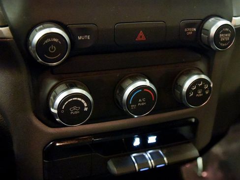 Used 2020 RAM 1500 Big Horn image 19