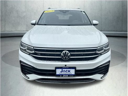 Used 2023 Volkswagen Tiguan SEL R-Line AWD/4WD image 12