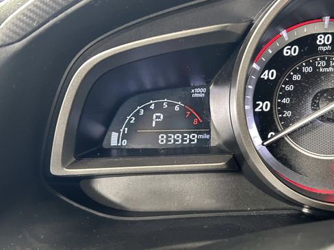 Used 2015 MAZDA MAZDA3 i Touring image 17