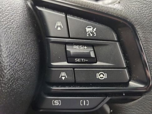 Used 2025 Subaru Forester Premium image 13