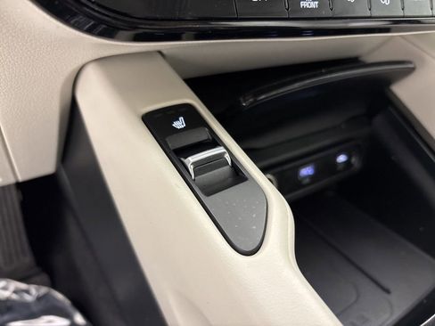 Used 2024 Kia Telluride S FWD image 42