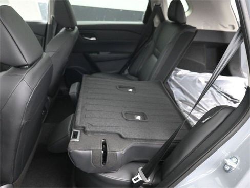 New 2026 Nissan Rogue SV image 36