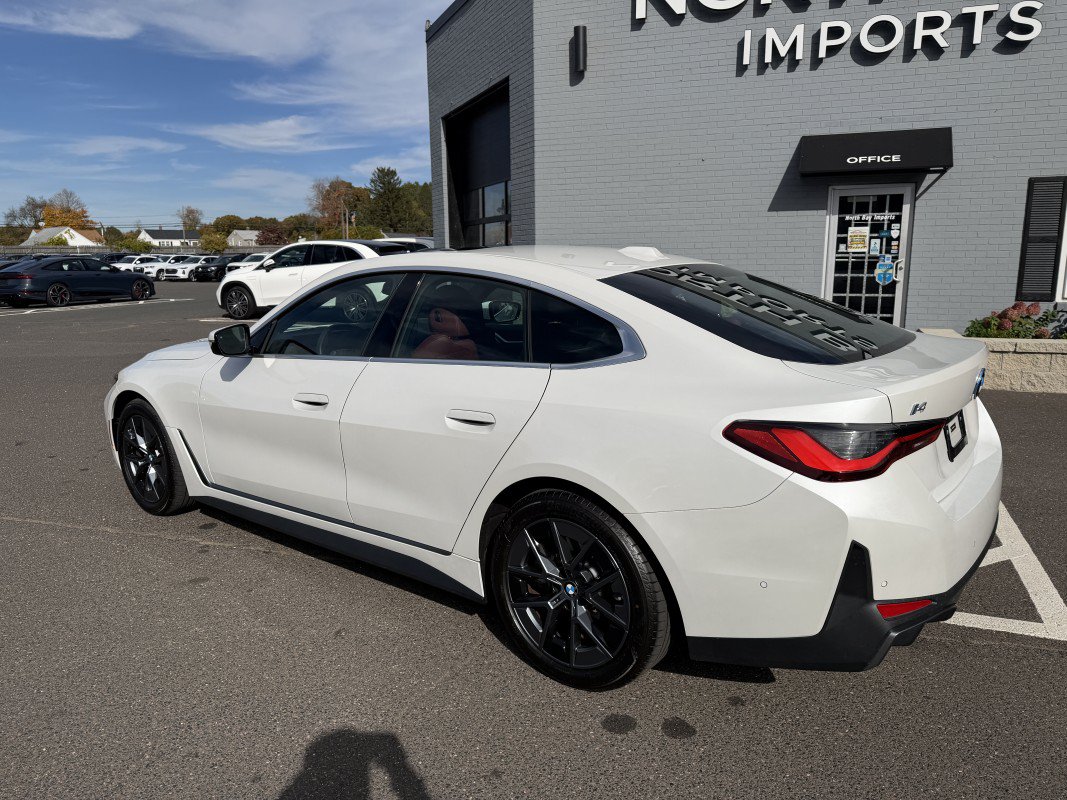 Used 2025 BMW i4 xDrive40i w/ Premium Package AWD/4WD image 11