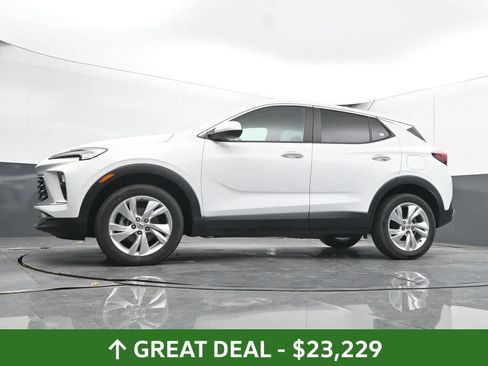 Used 2025 Buick Encore GX Preferred AWD/4WD image 39