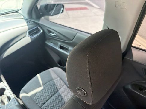 Used 2023 Chevrolet Equinox LT AWD/4WD image 18