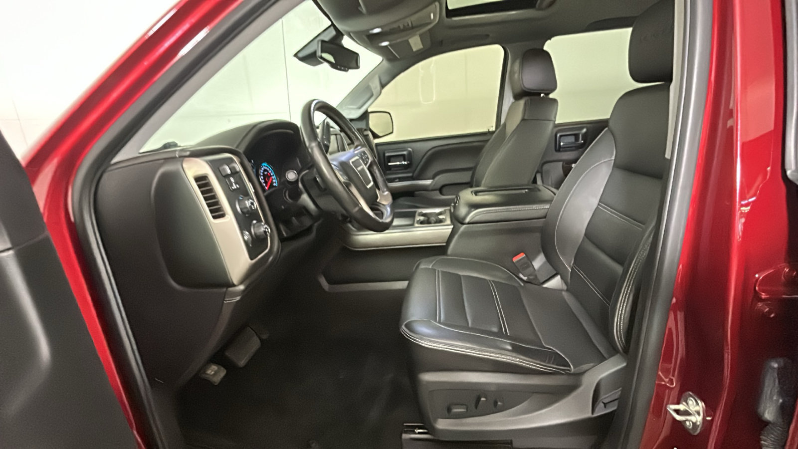 Used 2018 GMC Sierra 1500 Denali w/ Denali Ultimate Package AWD/4WD image 14