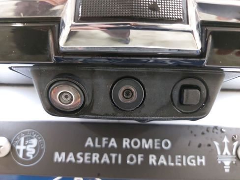 Used 2023 Chevrolet Traverse Premier w/ Redline Edition image 15