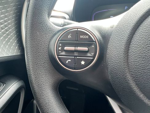 Used 2023 Kia Soul LX image 14