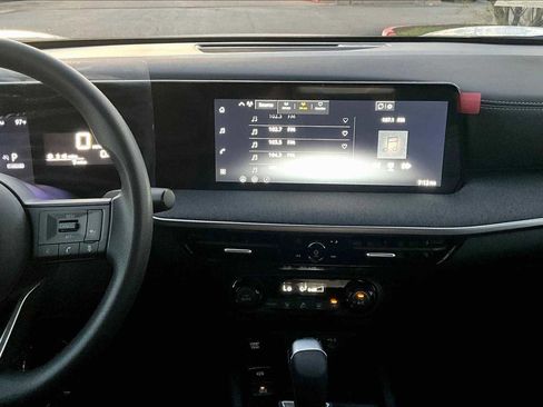 New 2026 Nissan Kicks SV image 6