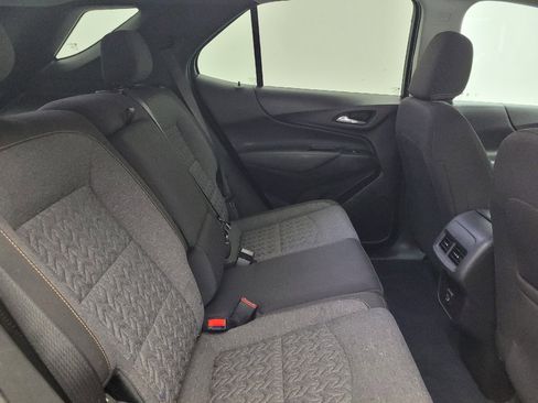 Used 2023 Chevrolet Equinox LT FWD image 19