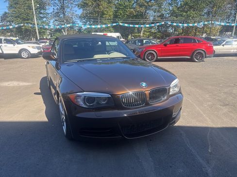 Used 2012 BMW 135i Convertible image 4