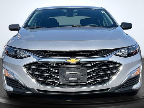 Used 2020 Chevrolet Malibu LS image 3