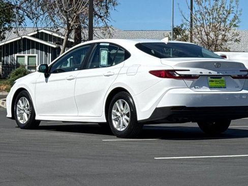 Used 2025 Toyota Camry LE FWD image 3