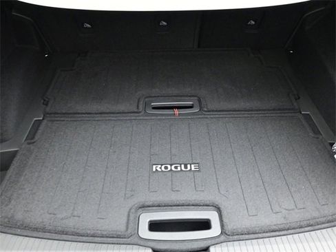New 2026 Nissan Rogue Platinum w/ Platinum Premium Package image 16