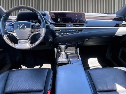 Used 2021 Lexus ES 250 w/ Premium Package AWD/4WD image 17